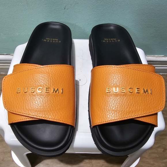 NIB BUSCEMI Scratch Pebbled Leather Orange Black Slides Sandals sz 37 - Picture 3 of 10